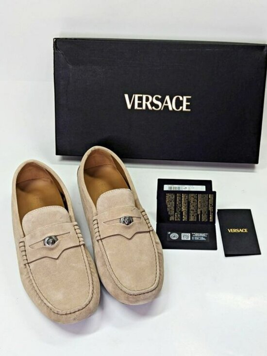 Versace Men\'s Medusa Coin Penny Driving Loafer in Light Sand Rutenio Size 42.5 main image 10